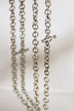 Load image into Gallery viewer, Rolo Link Toggle Chain Necklace
