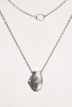 Load image into Gallery viewer, Aesa Large Pata Suave Necklace
