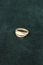 Load image into Gallery viewer, Gold Dual Panel Ring
