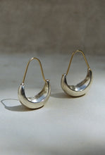 Load image into Gallery viewer, Basket Hoop Earrings

