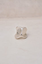 Load image into Gallery viewer, Greek Heavyweight Pinched Ring
