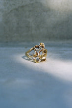 Load image into Gallery viewer, Artisan Curling Gold Spiral Ring
