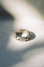Load image into Gallery viewer, Artisan Kinetic Watch Link Band
