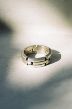 Load image into Gallery viewer, Artisan Kinetic Watch Link Band

