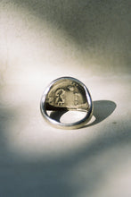 Load image into Gallery viewer, Carved Drawing Signet Ring
