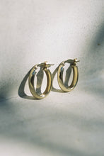 Load image into Gallery viewer, GOLD HOOPS 3
