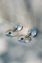 Load image into Gallery viewer, Linked Cutout Studs with Onyx
