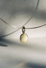 Load image into Gallery viewer, The Classic Wire Neck Ring in Gold
