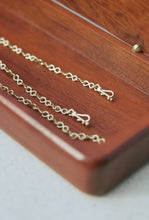Load image into Gallery viewer, Gold Infinity Link Chain Bracelet
