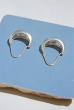 Load image into Gallery viewer, Basket Hoop Earrings

