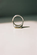 Load image into Gallery viewer, Two-Tone Table Signet
