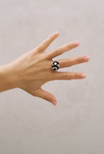 Load image into Gallery viewer, English Modernist Double Pearl Ring
