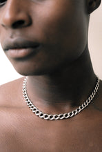 Load image into Gallery viewer, CHAIN 8: 1850's Graduated Curb Link Chain with Dog Clip
