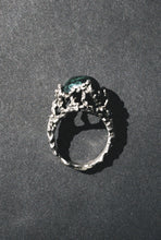 Load image into Gallery viewer, Coral Reef Brutalist Malachite Ring
