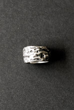 Load image into Gallery viewer, Molten Brutalist Cigar Band
