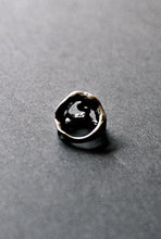 Load image into Gallery viewer, Molten Cutout Shield Ring
