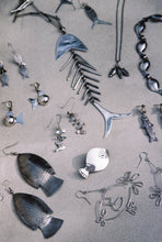 Load image into Gallery viewer, Fish Chain Earrings
