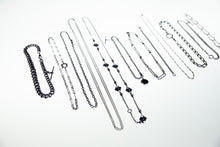 Load image into Gallery viewer, Antique Oval Link Chain with Dog Clip
