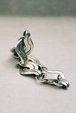 Load image into Gallery viewer, Casa Spratling River Bracelet
