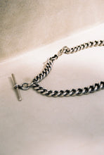 Load image into Gallery viewer, Super Heavyweight Antique English Curb Chain with T-Bar
