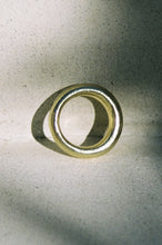 Load image into Gallery viewer, Gold Field Ring no. 3
