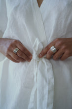 Load image into Gallery viewer, Casa Spratling Triple Ball Dome Ring
