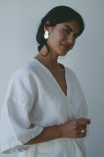 Load image into Gallery viewer, Casa Spratling Double Dotted Disc Earrings
