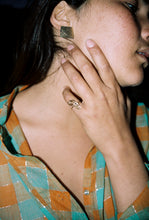 Load image into Gallery viewer, Modernist Double Spiral Gold Ring
