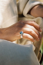 Load image into Gallery viewer, Kupittaan Kulta Moss Agate Sphere Ring

